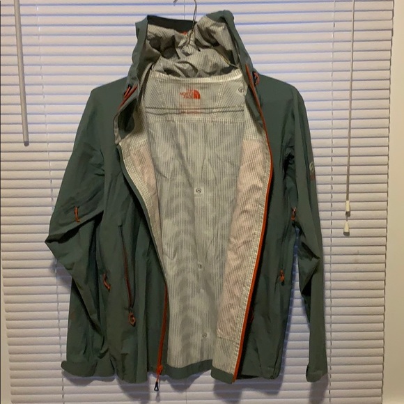 The North Face Leonidas Jacket Summit Series - Picture 2 of 7